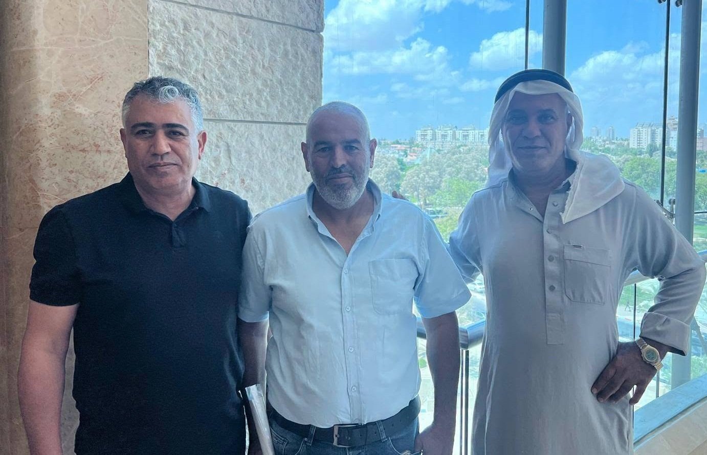 إطلاق سراح أحمد أبو غنيمة بعد اعتقال تعسفي في قضية تحريش أراضي بيرالحمام